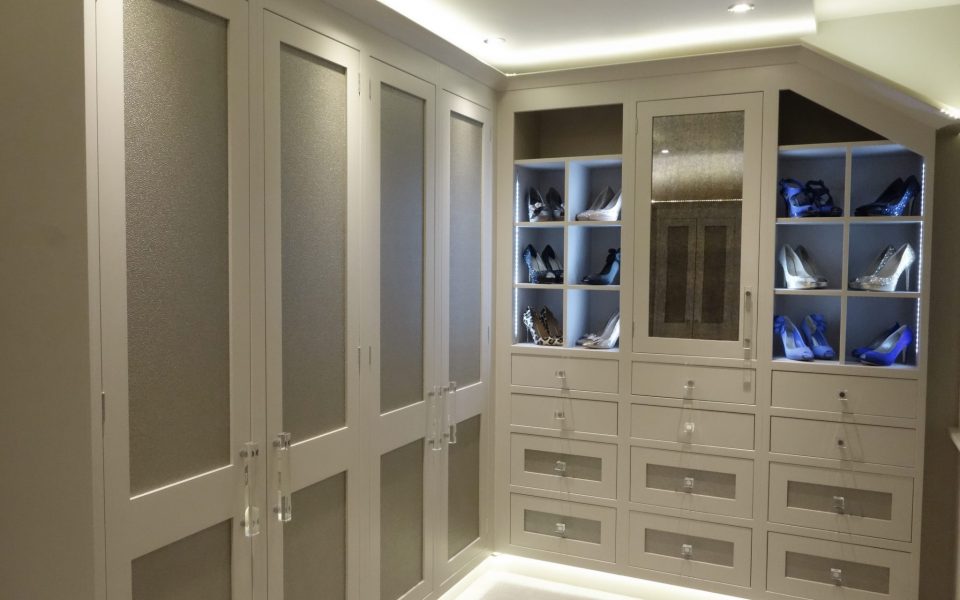 5.2-1.DSC01863_-_WARDROBES