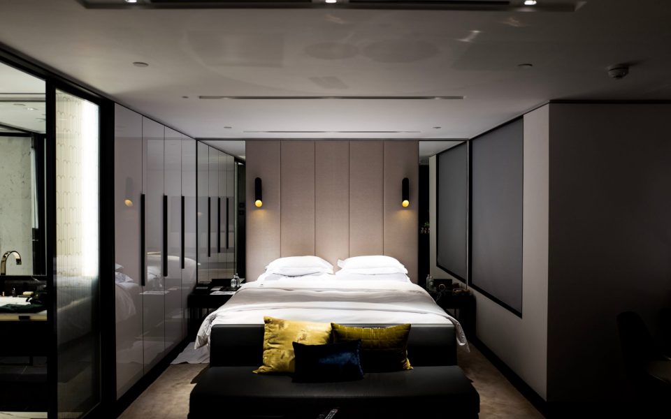 bed-bedroom-contemporary-1267438 bed-bedroom-contemporary-1267438